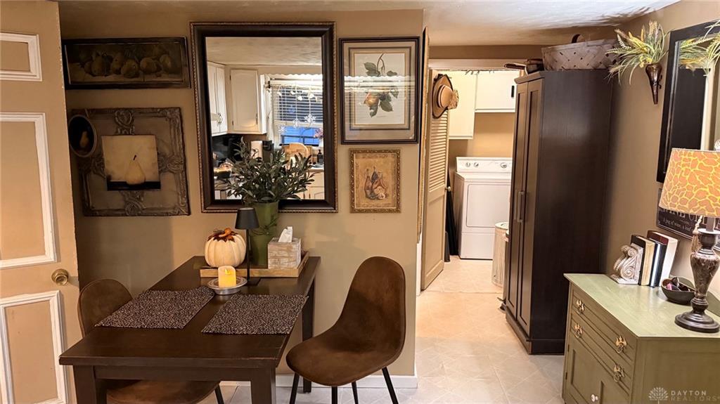 238 Hall Property Photo 6