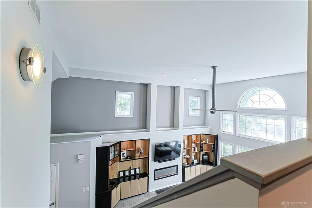 5748 Golf Crest Property Photo 44