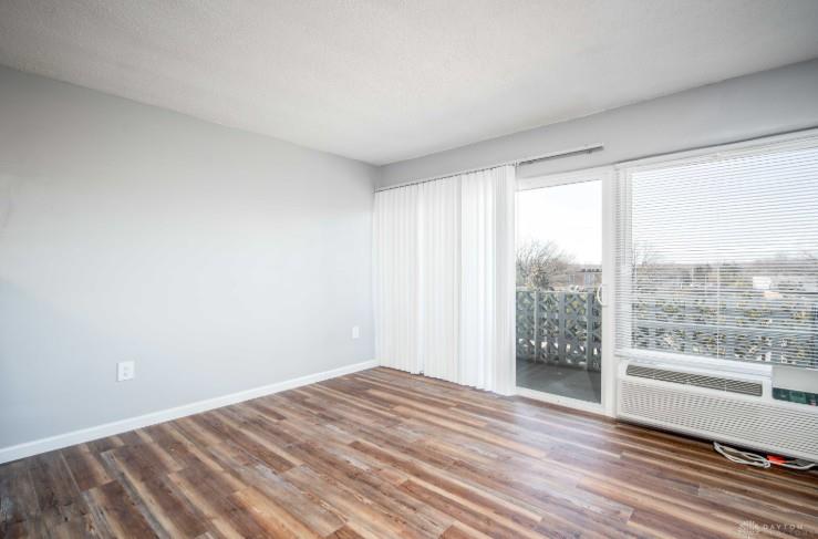 1717 Big Hill B12 Property Photo 8