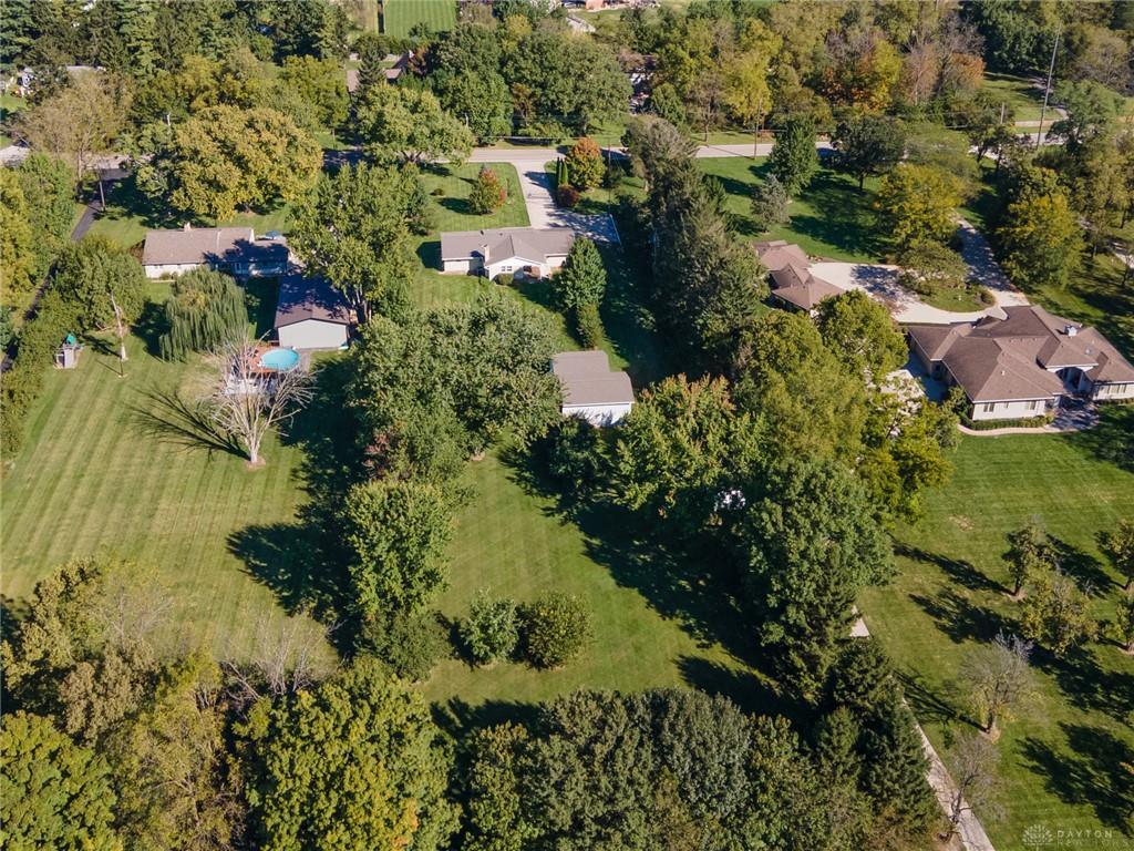 920 E Shoop Property Photo 48