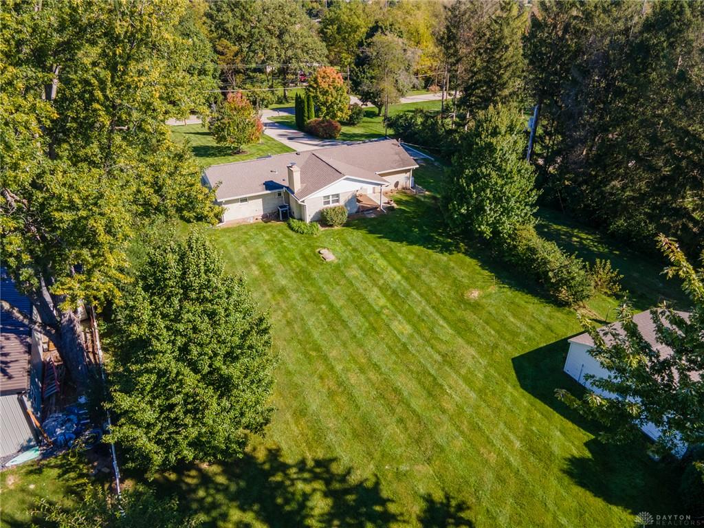 920 E Shoop Property Photo 49