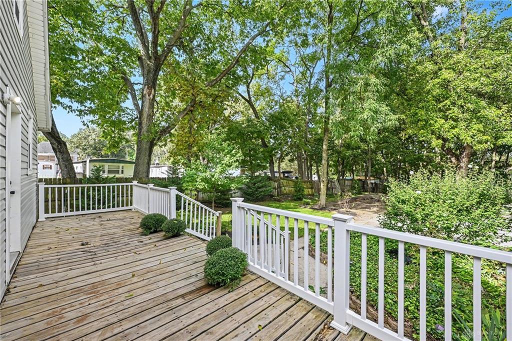 2411 Troy Property Photo 4