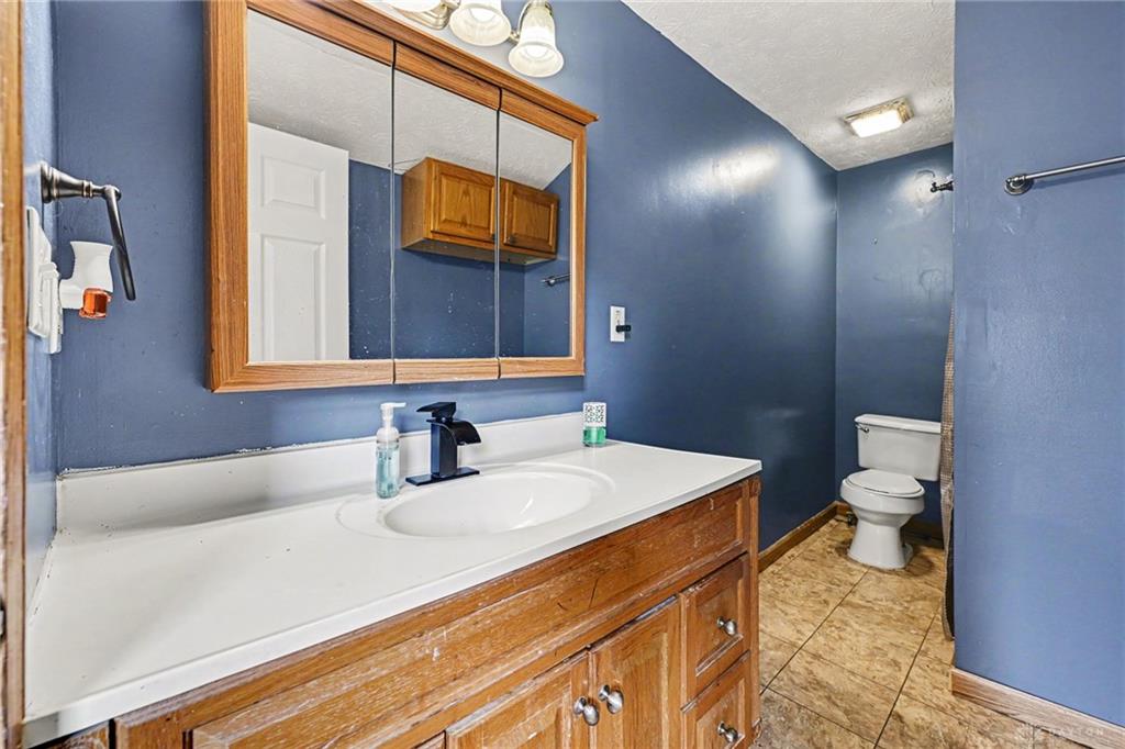2411 Troy Property Photo 19
