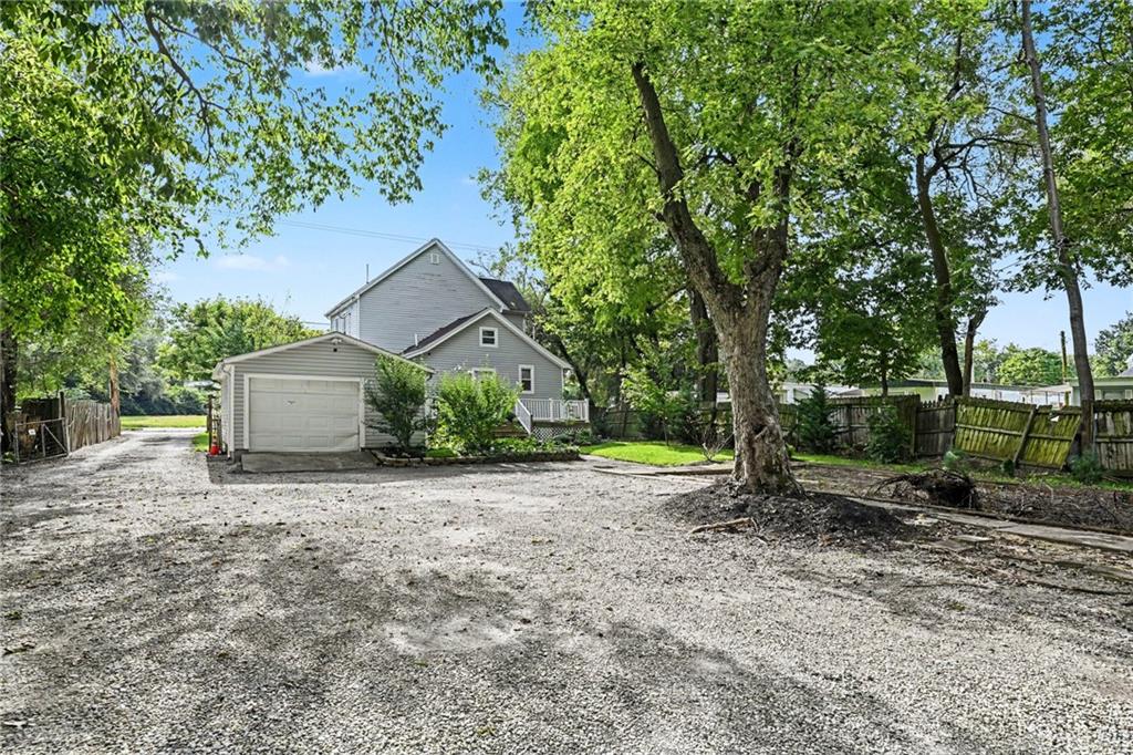 2411 Troy Property Photo 24