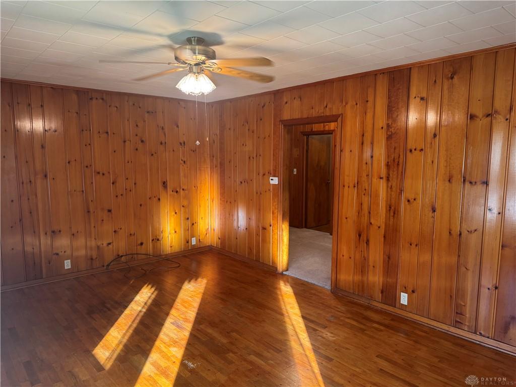 421 S Counts Property Photo 10