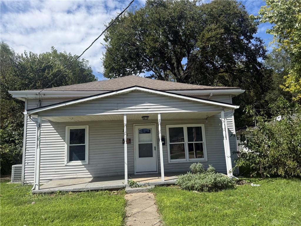 221 Bridge Property Photo 1