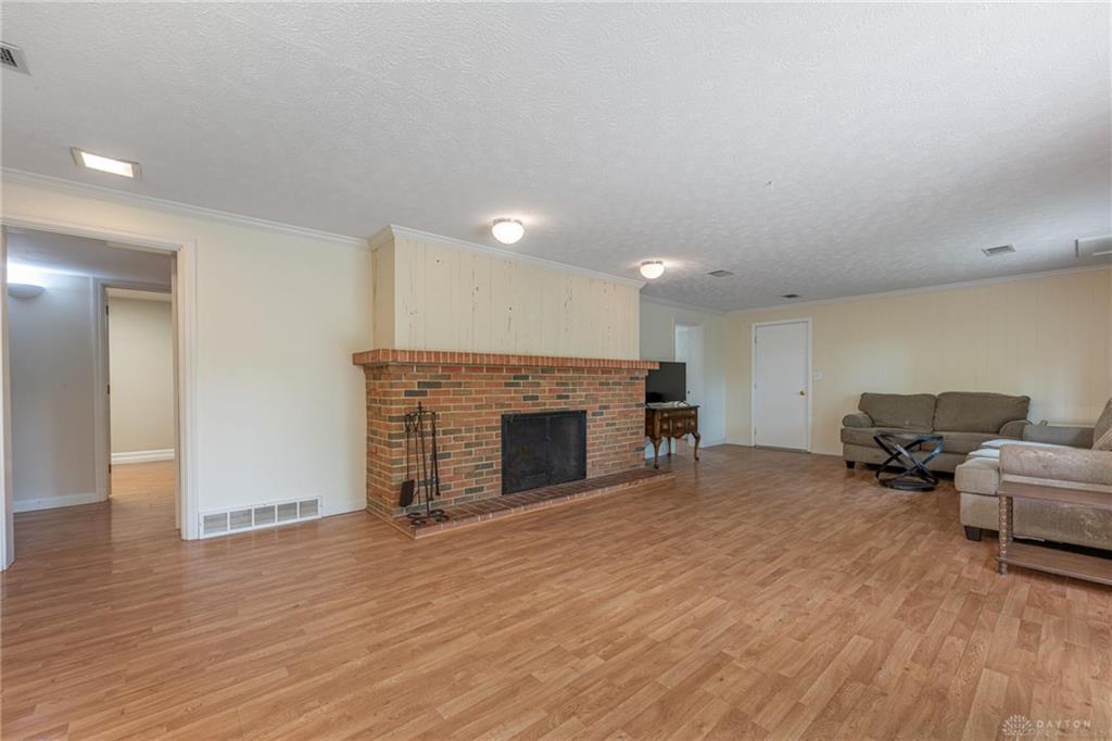 5598 Folkestone Property Photo 27