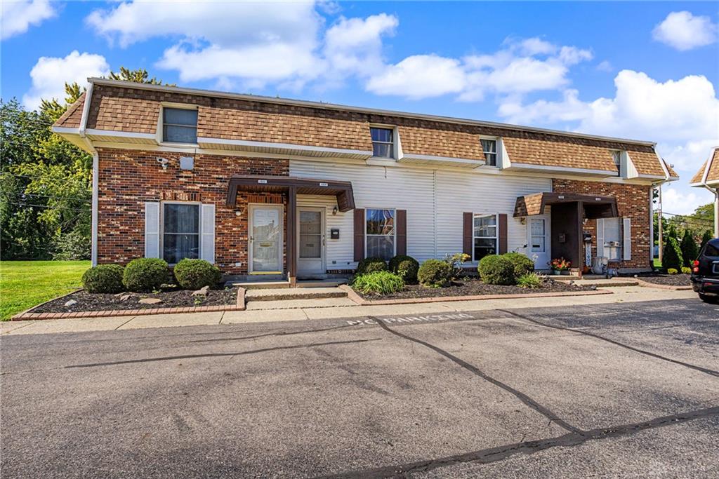 1034 Frederick Property Photo 3