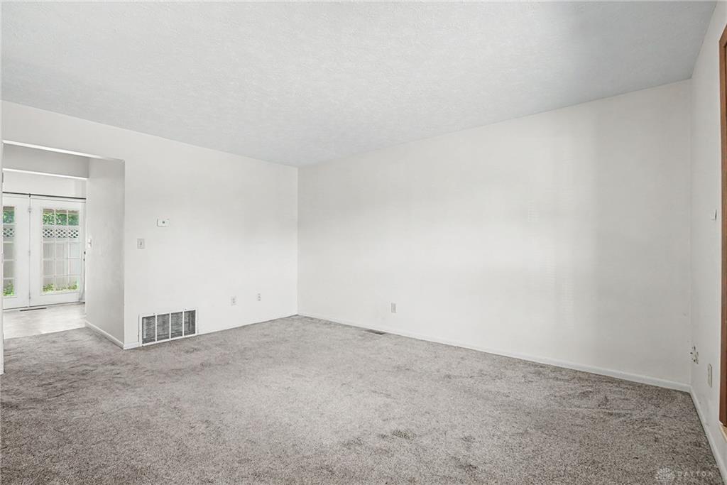 1034 Frederick Property Photo 6