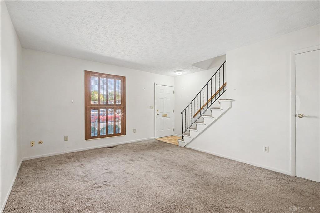1034 Frederick Property Photo 8