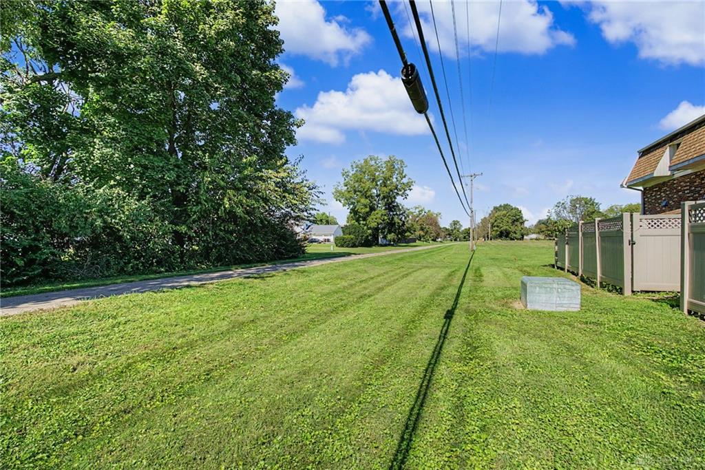 1034 Frederick Property Photo 26