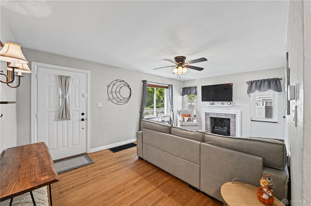1052 Wilmington Property Photo 2