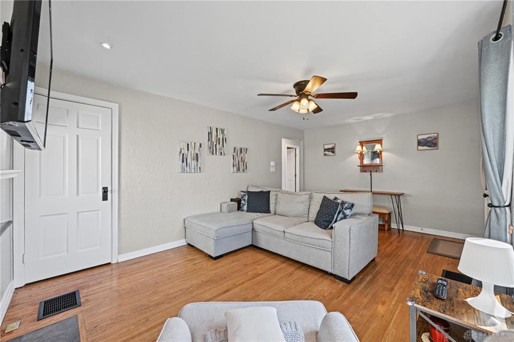 1052 Wilmington Property Photo 5