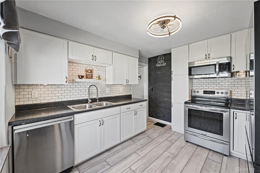 1052 Wilmington Property Photo 6