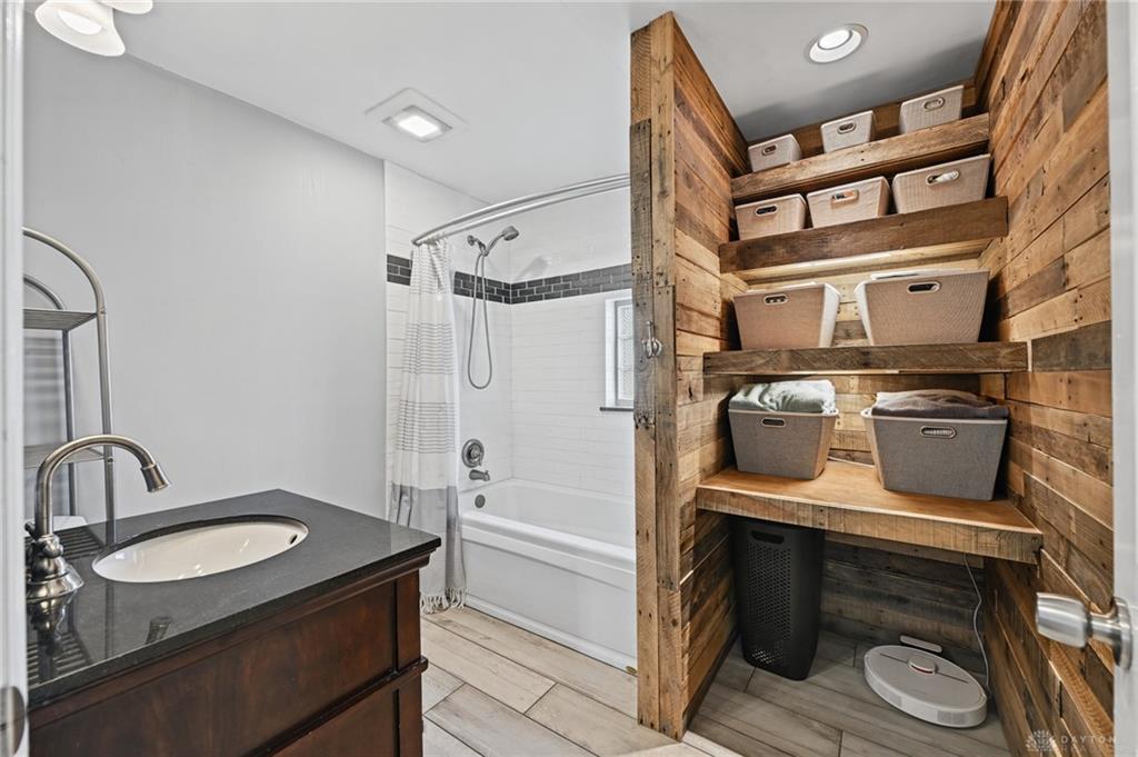 1052 Wilmington Property Photo 12