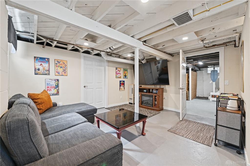 1052 Wilmington Property Photo 16