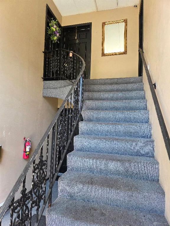 315 Hillview Property Photo 2