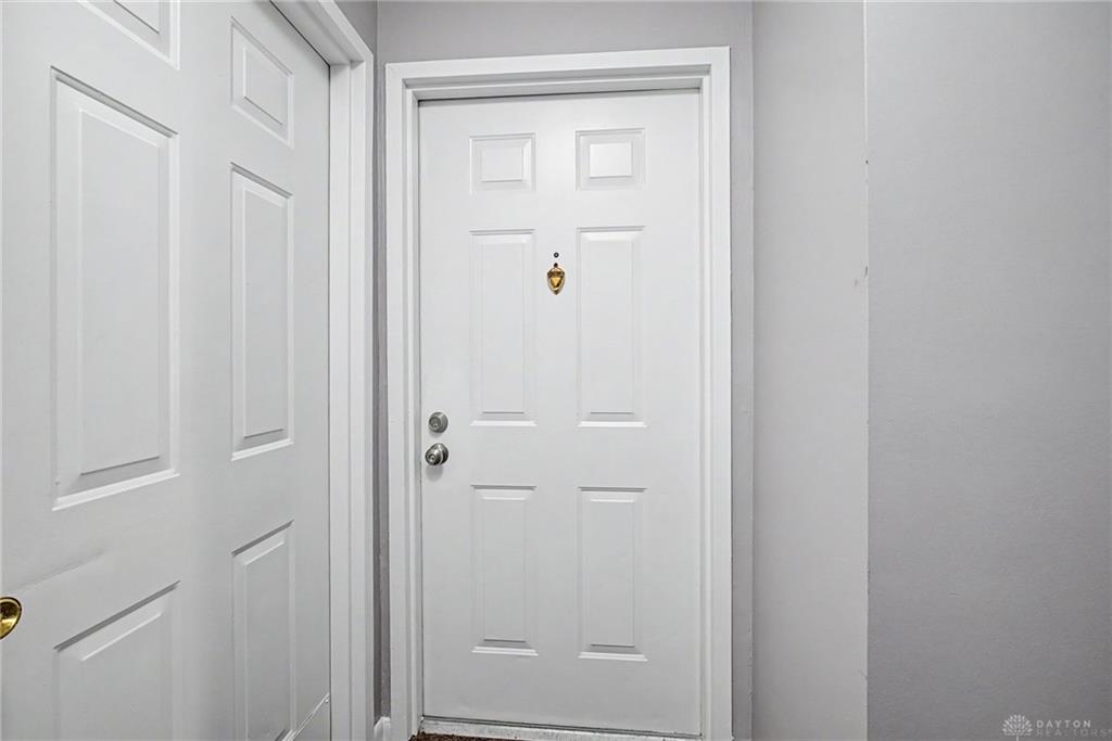 1440 Hollow Run 12 Property Photo 5