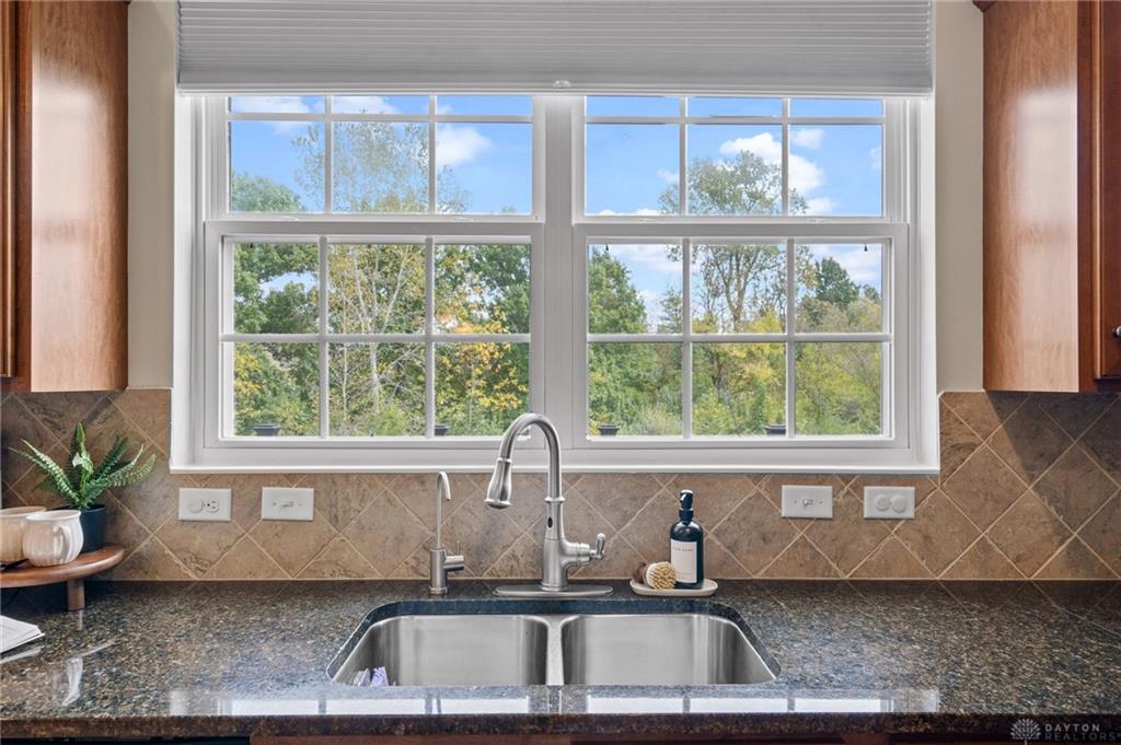 11016 Cobble Brook Property Photo 15