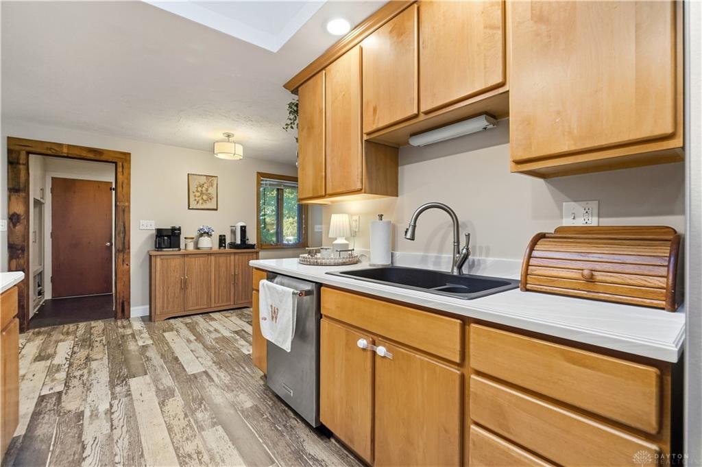 7685 Duffield Property Photo 24