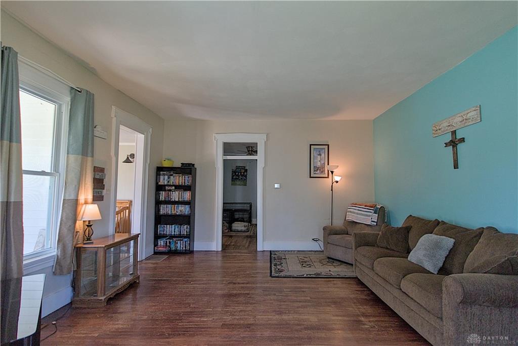 106 E Monument Property Photo 10