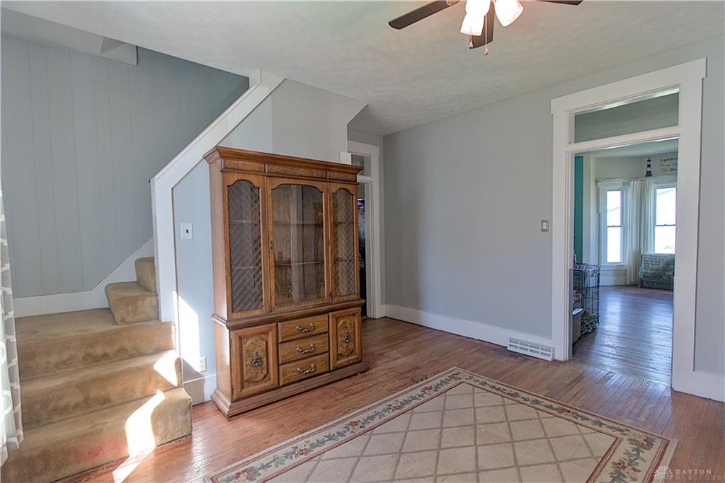 106 E Monument Property Photo 13