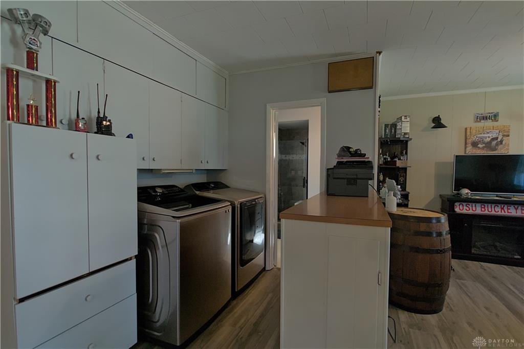 106 E Monument Property Photo 22