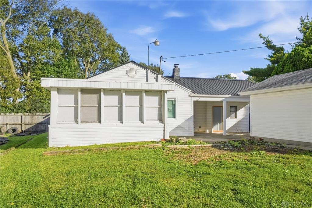 3725 Clearview Property Photo 2