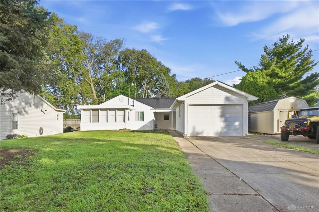 3725 Clearview Property Photo 3