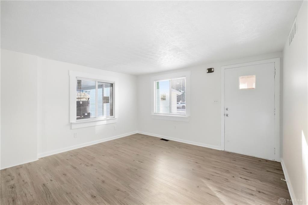 3725 Clearview Property Photo 9