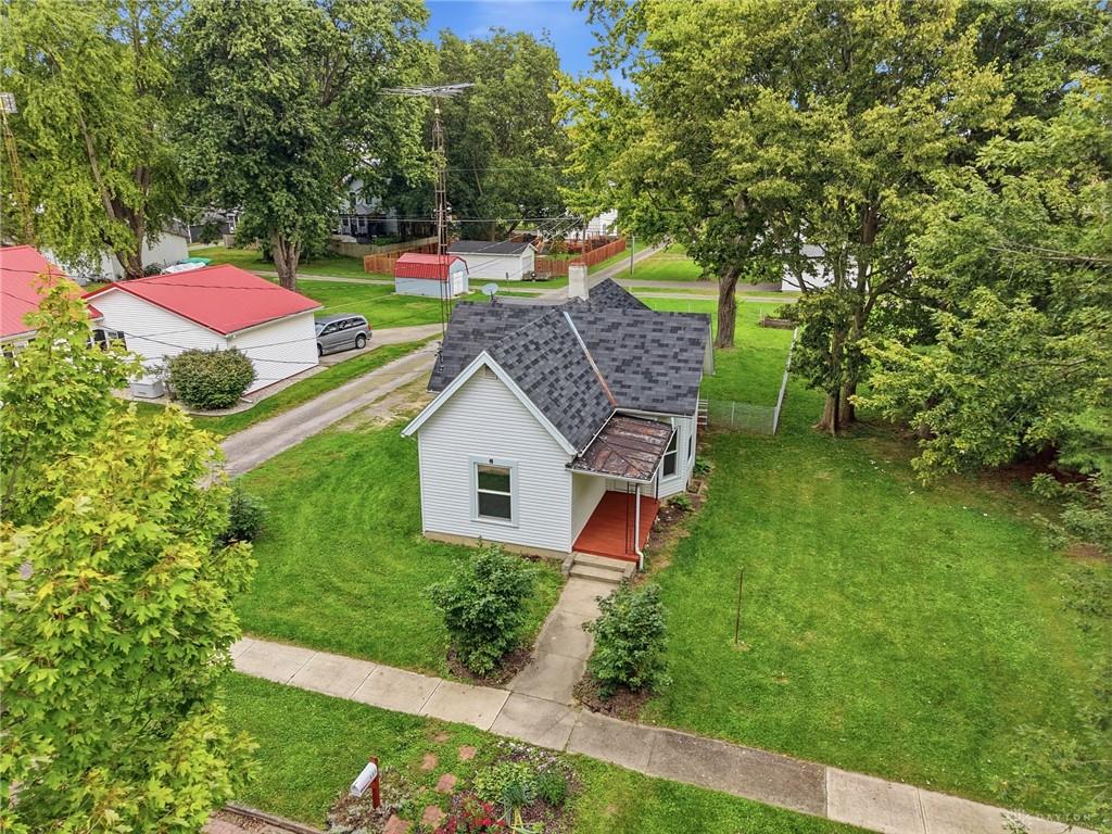 111 Maple Property Photo 5