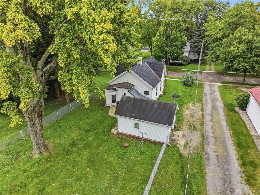111 Maple Property Photo 8
