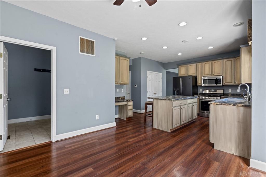 90 Triple Crown Property Photo 16