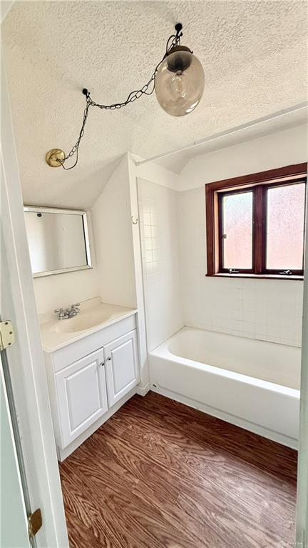 1032 Hampshire Property Photo 25