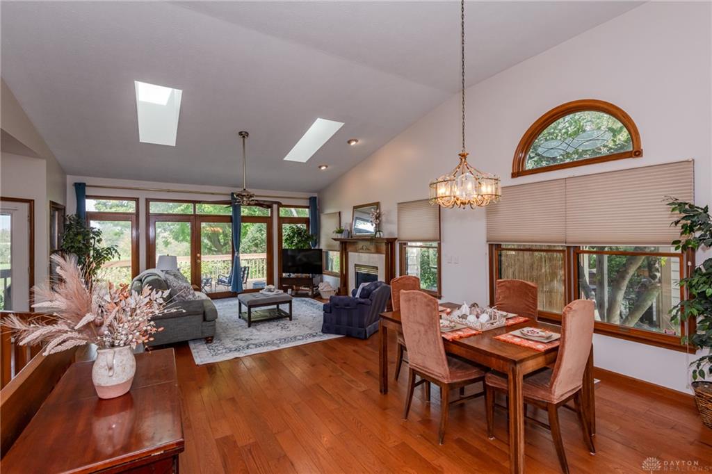 30 Heatherglen Property Photo 8