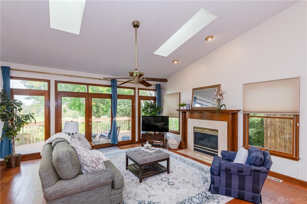 30 Heatherglen Property Photo 11
