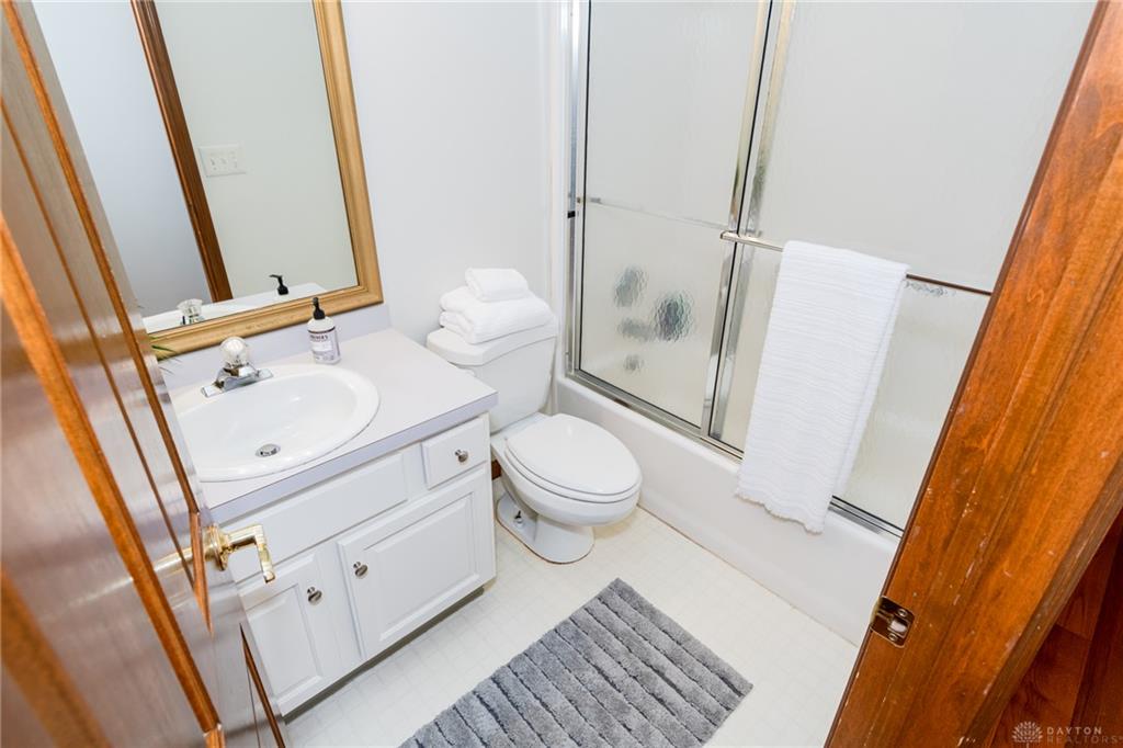30 Heatherglen Property Photo 28