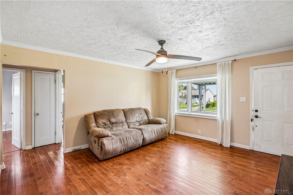 354 Travis Property Photo 6