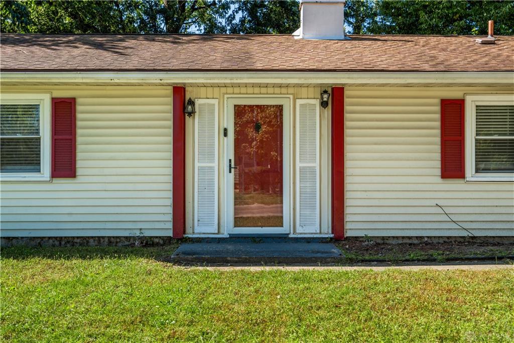 4053 Klepinger Property Photo 2