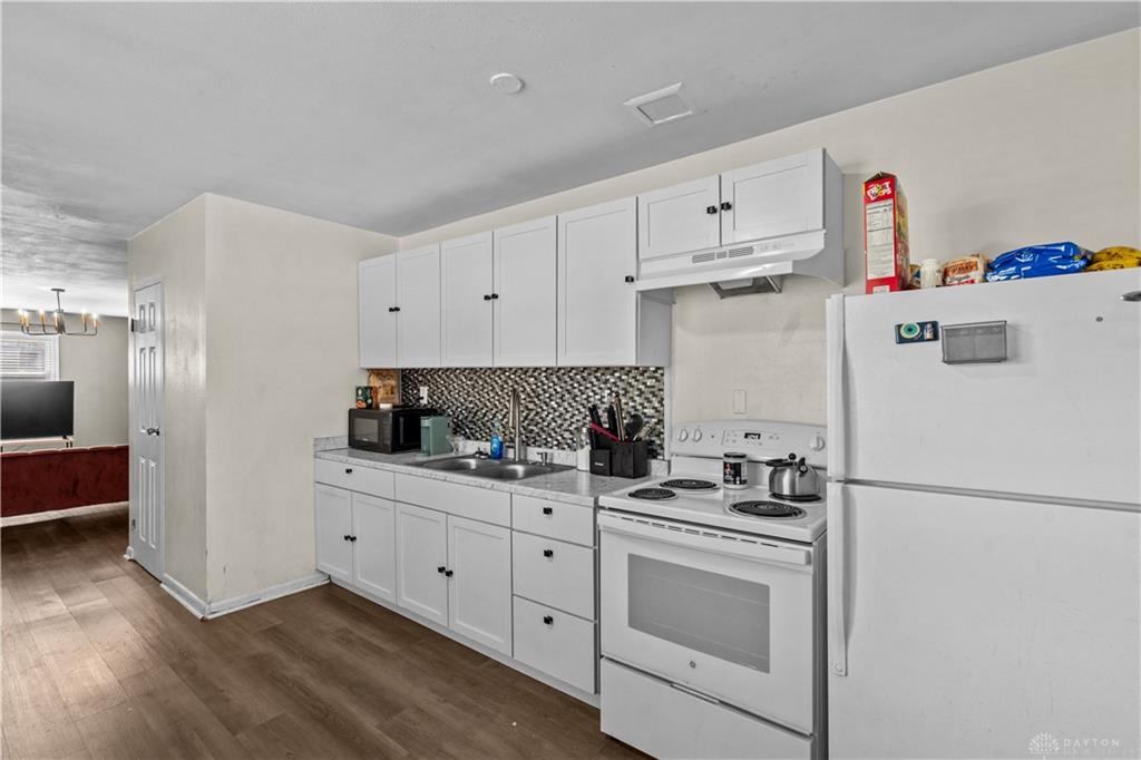 4053 Klepinger Property Photo 10