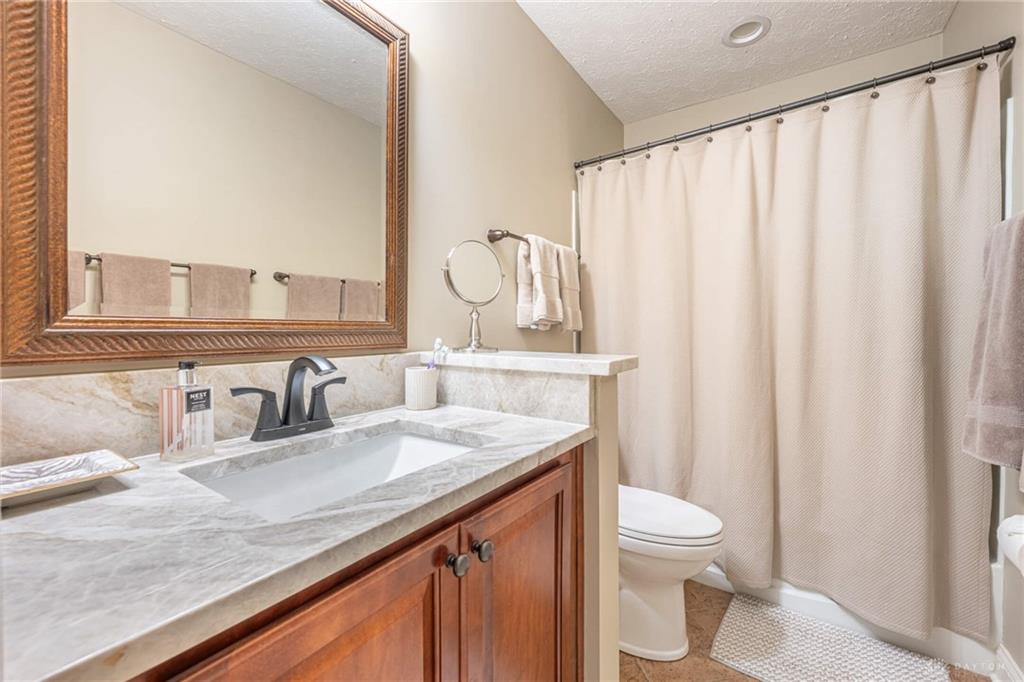 700 Mackenzie Property Photo 33