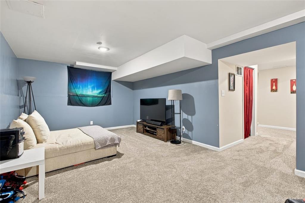 407 Pebble Property Photo 29