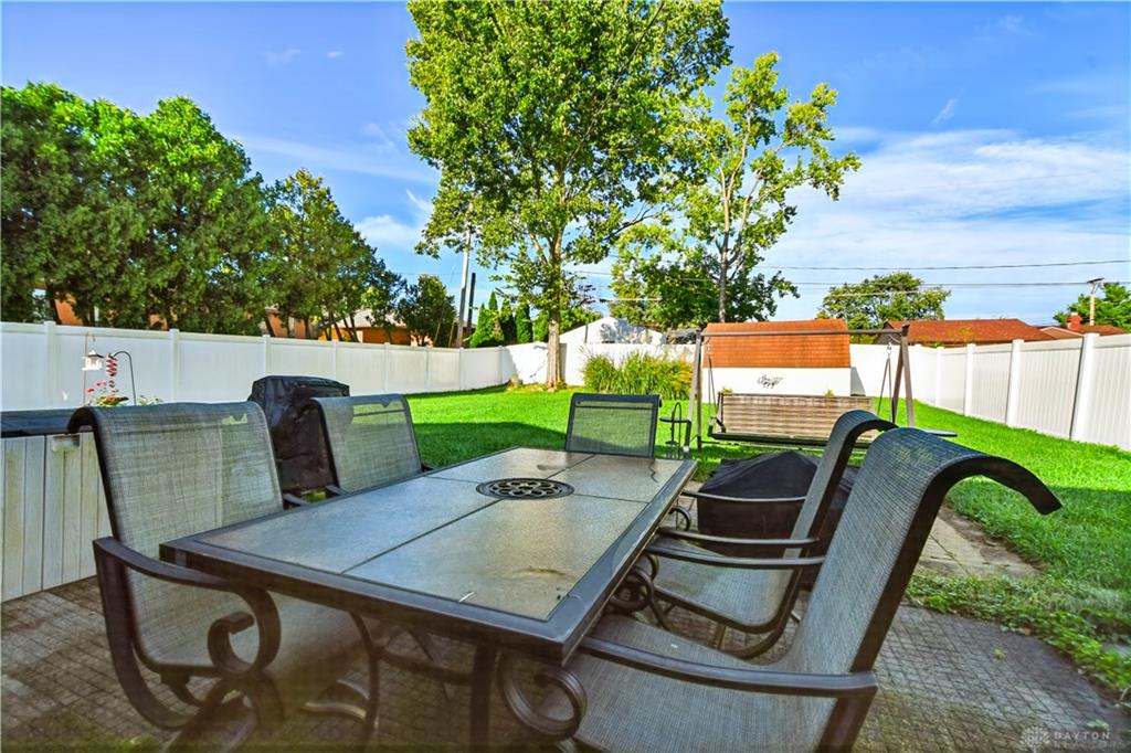 1221 Linda Property Photo 22