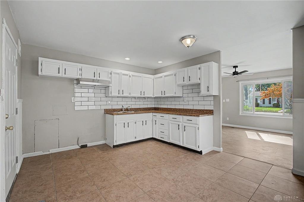 179 Southview Property Photo 8