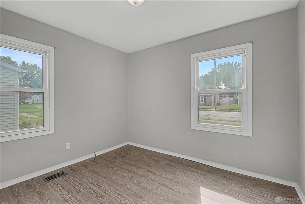 179 Southview Property Photo 18