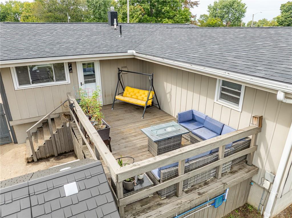 549 Locust Property Photo 16