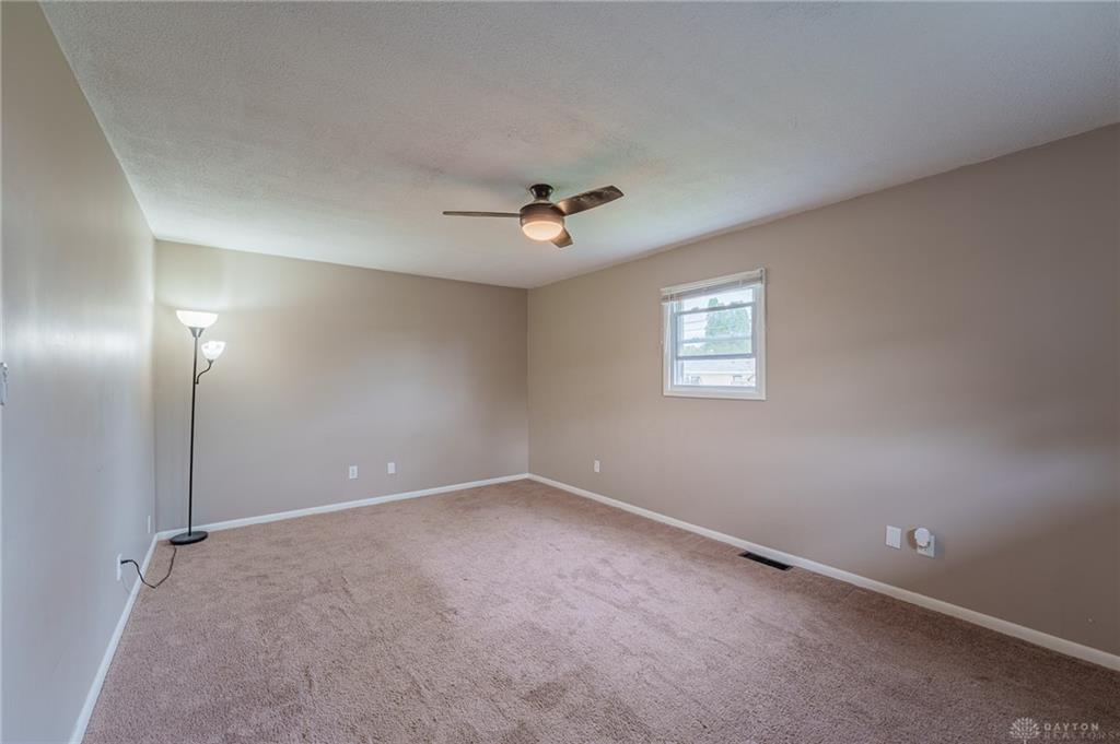 549 Locust Property Photo 43