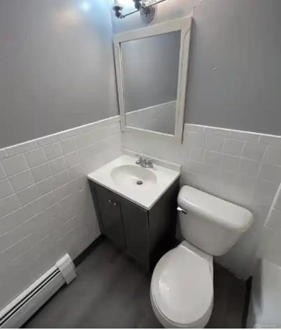 200 Central Property Photo 6