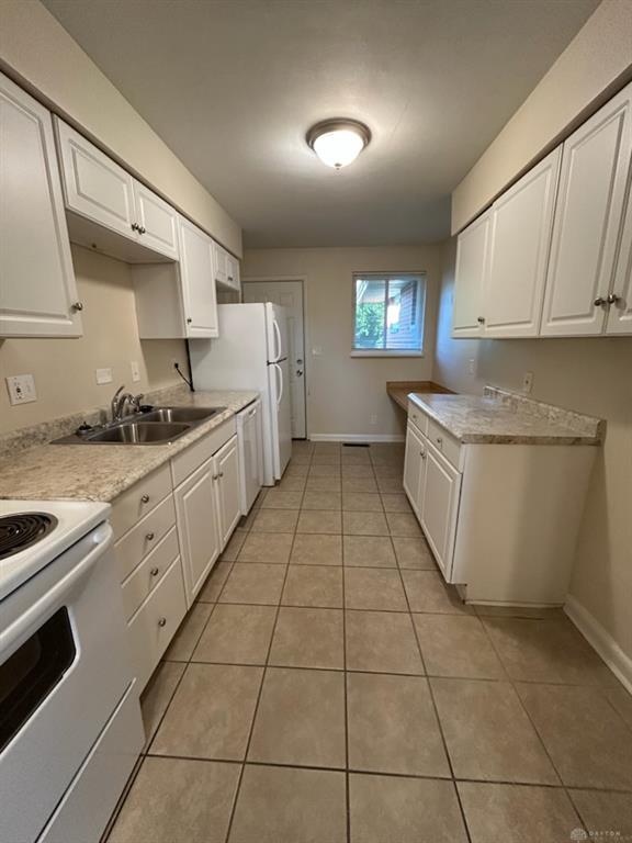 2421 Acorn Property Photo 4