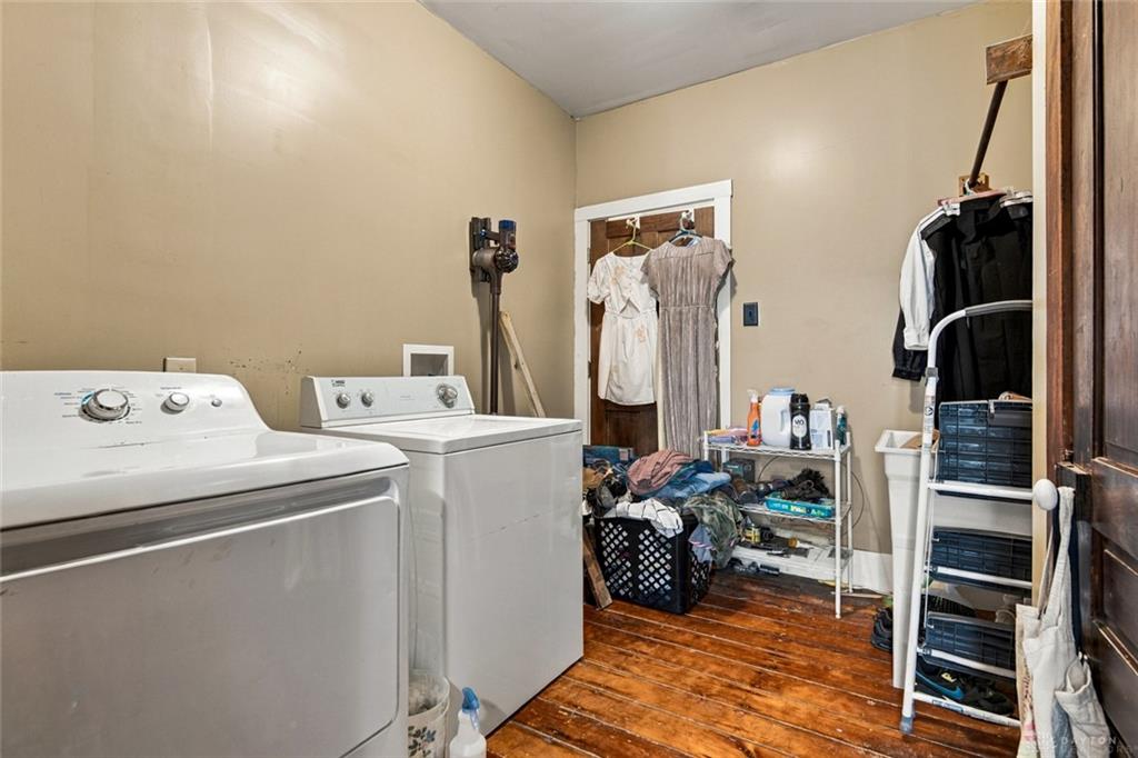 247 Oak Property Photo 11